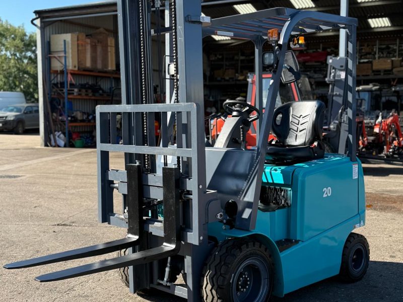 WhatsApp Image 2025-08-28 at 10.41.46_d941ccfa